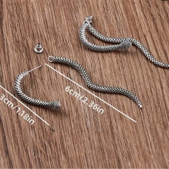 Silver alloy long Serpent Climber Stud Earrings snake ear jacket flowy earring - Picture 6 of 6